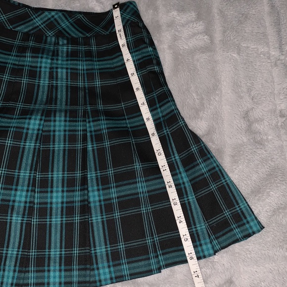 Short plaid/pleated mini skirt - Picture 10 of 10